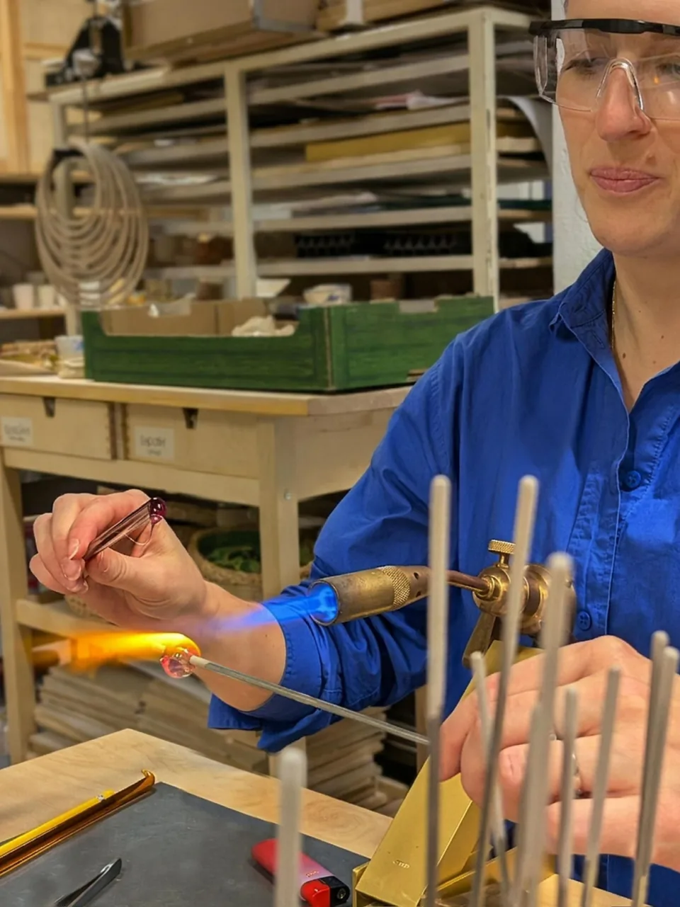 Sklenené korálky a šperky vyrobené technikou lampworking